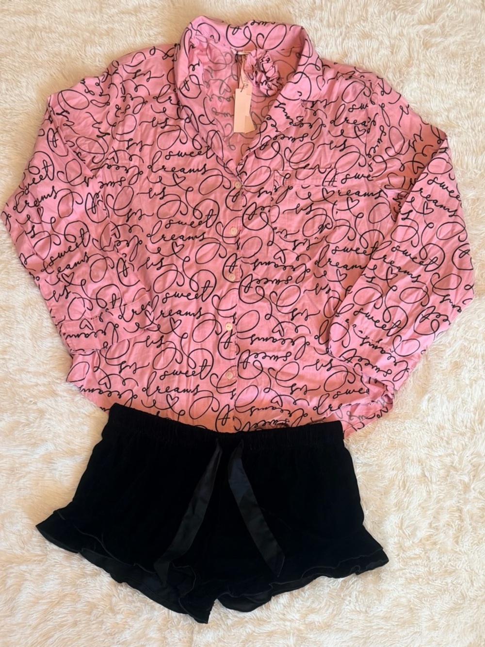 Victoria's Secret Sweet Dreams PJ Top & Scrunchie & Velvet Ruffle Sleep Shorts - Picture 2 of 13